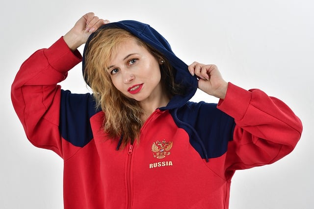 科林斯：我对保罗只有爱和尊重，但他不在这后确实安静了很多